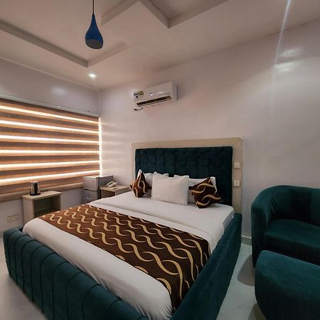 Paradise Beach Resort ลากอส ภายนอก รูปภาพ